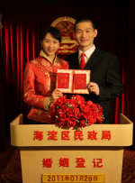 格伦·克洛斯、莎拉·保罗森、泰亚娜·泰勒、金·卡戴珊、妮.《利刃出鞘3》路透！
